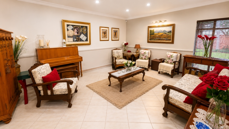 3 Bedroom Property for Sale in Flamwood North West